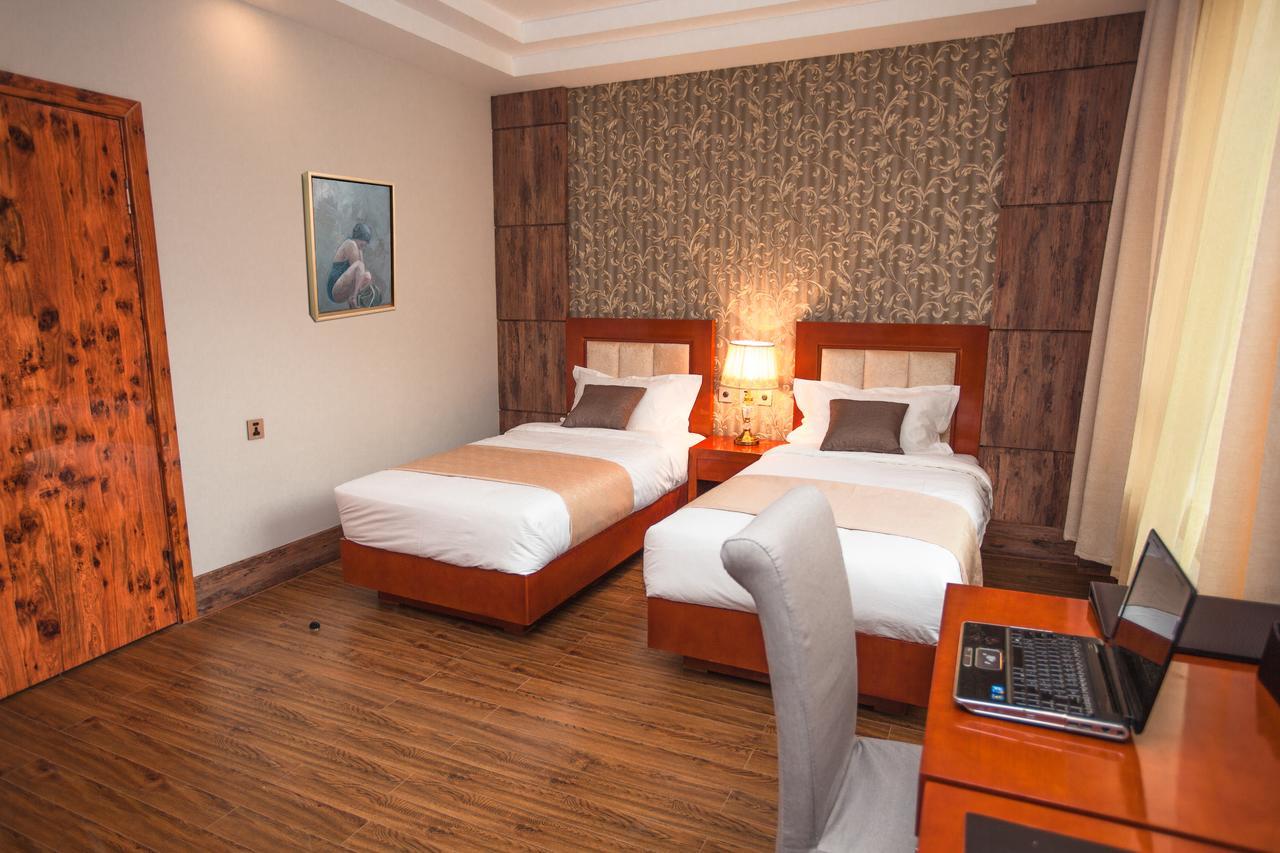 Resort World Terelj Hotel ウランバートル エクステリア 写真