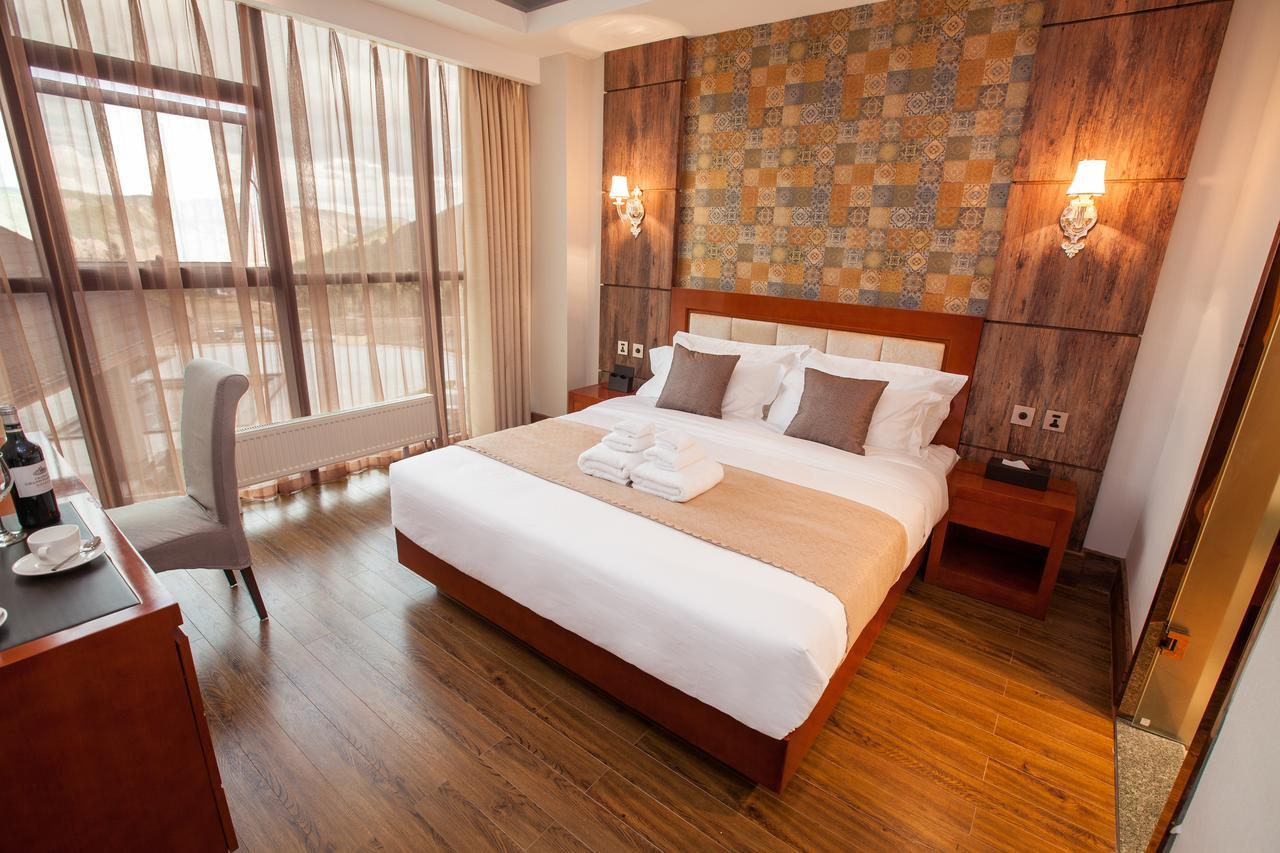 Resort World Terelj Hotel ウランバートル エクステリア 写真